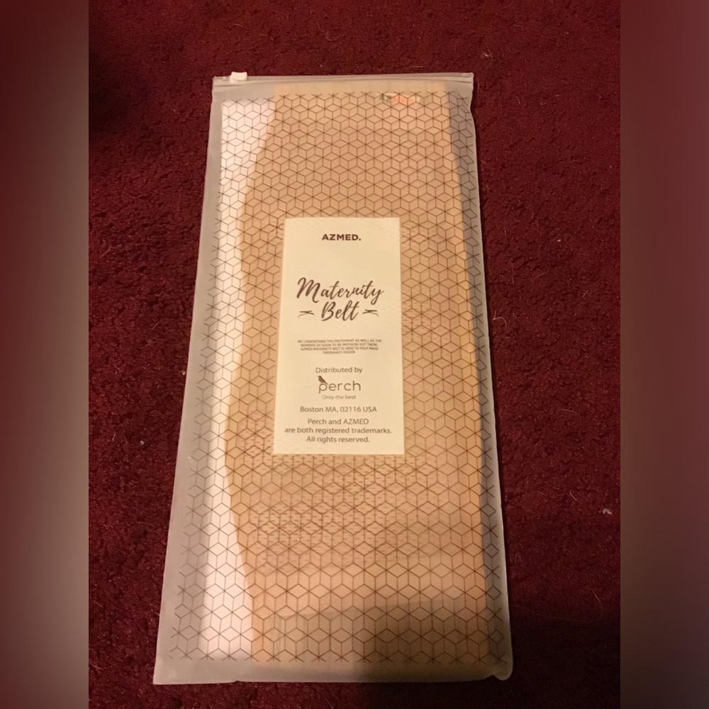 AZMED NWT MATERNITY BELT ADJUSTABLE BEIGE